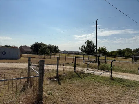 13200 IH 35 Highway