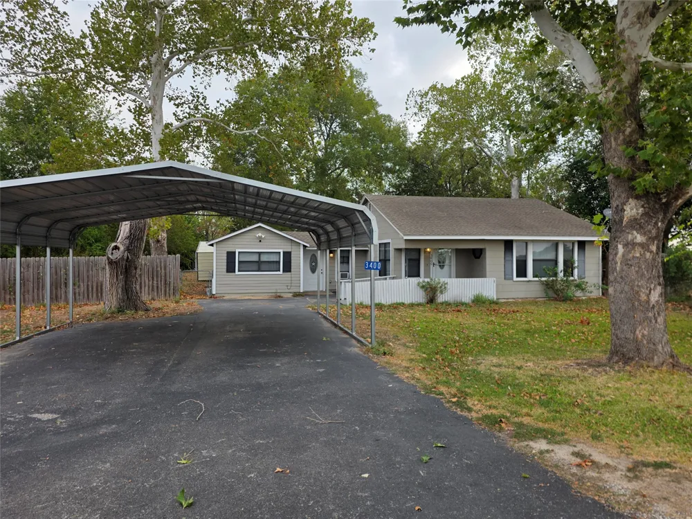3400 W State Highway 71 La Grange, TX 78945