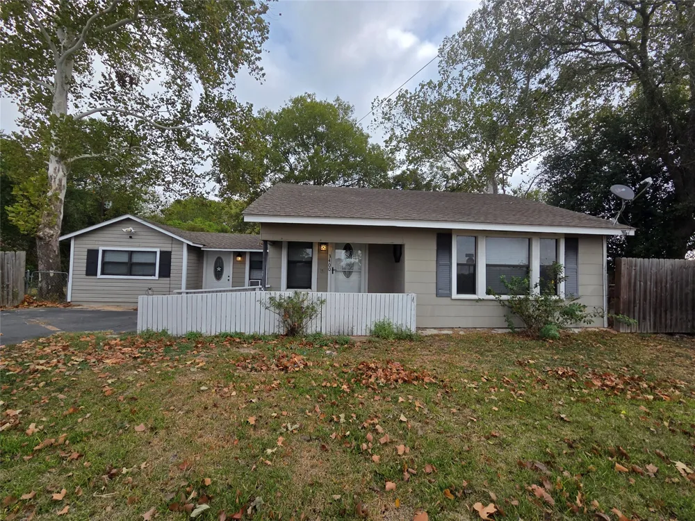 3400 W State Highway 71 La Grange, TX 78945