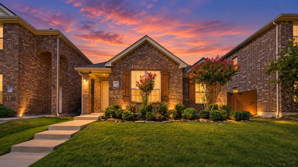 4007 Springfield Lane Heartland, TX 75126