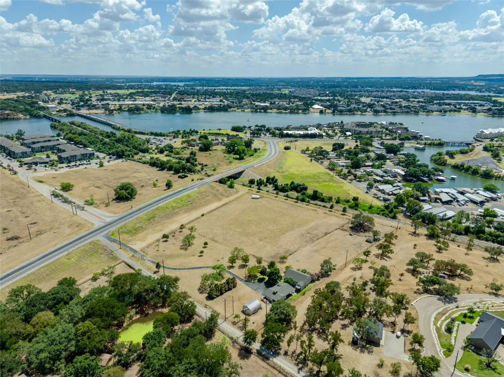 2301 Loop 567 Granbury, TX 76048