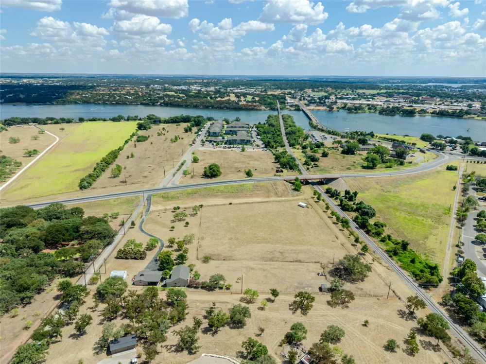 2301 Loop 567 Granbury, TX 76048