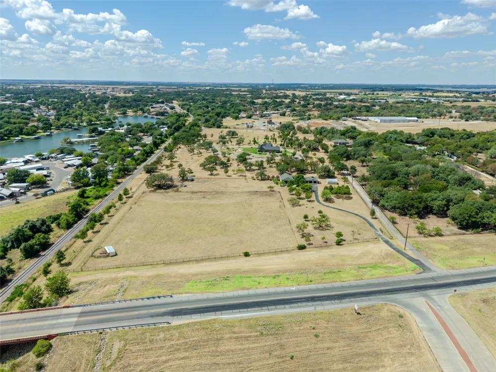 2301 Loop 567 Granbury, TX 76048