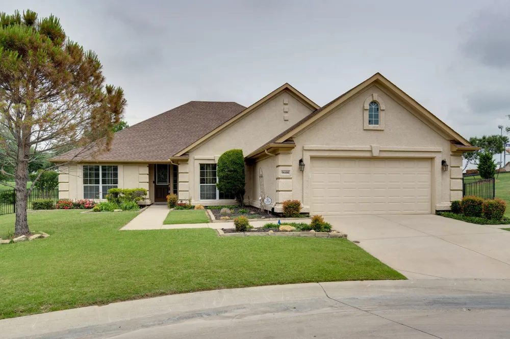 9600 Colbert Cove Denton, TX 76207