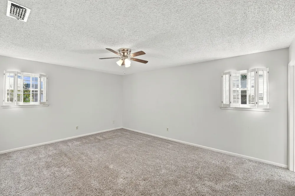 1215 Cindy Lane Cleburne, TX 76033