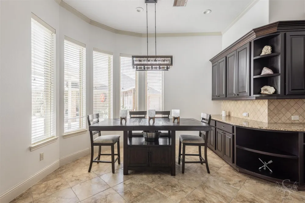 5835 Caspian Falls Lane Fulshear, TX 77441