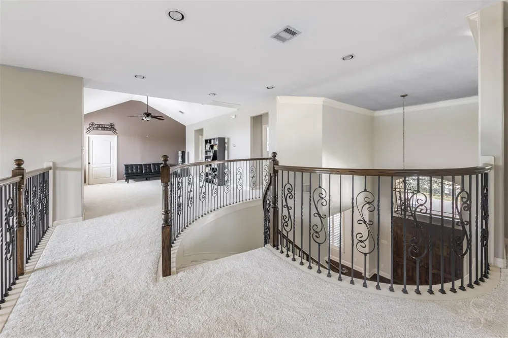 5835 Caspian Falls Lane Fulshear, TX 77441