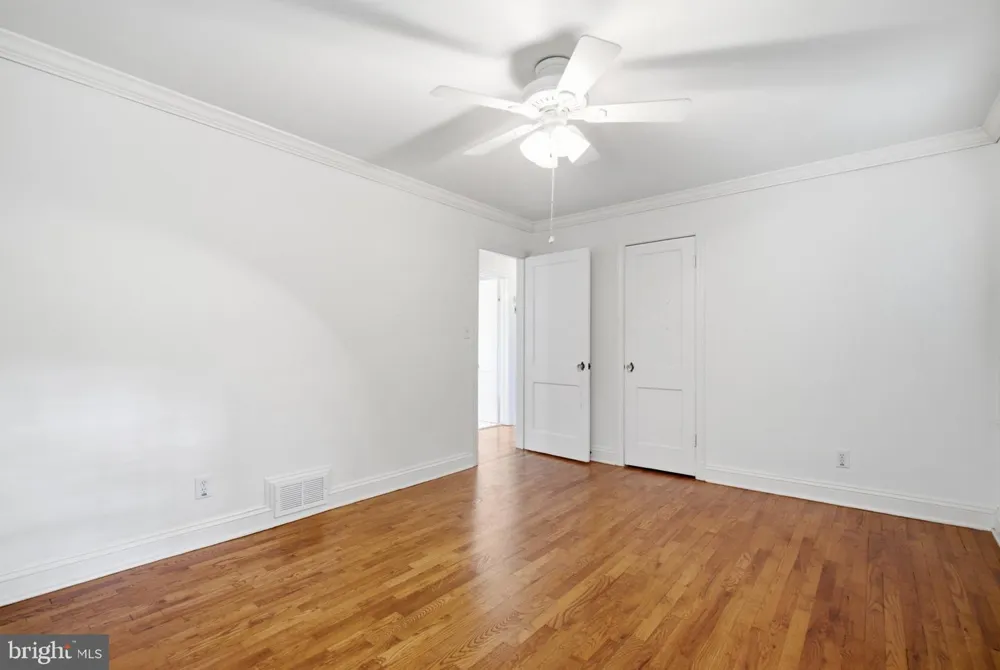 2312 VALLEY DRIVE Alexandria, VA 22302