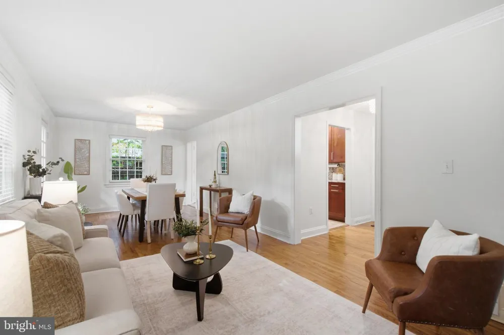 2312 VALLEY DRIVE Alexandria, VA 22302
