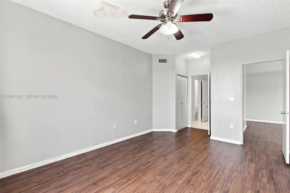 6976 SW 39th St #G304 Davie, FL 33314