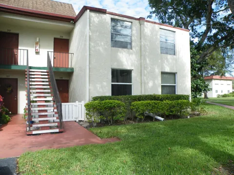 15 Willowbrook Lane #108
