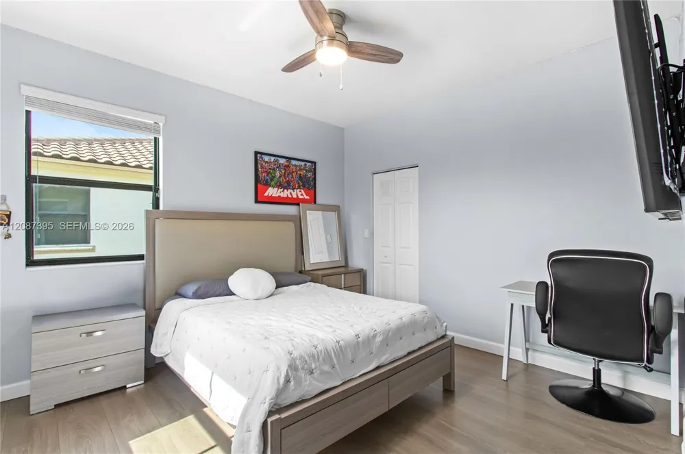 9358 W 33rd Way Hialeah, FL 33018