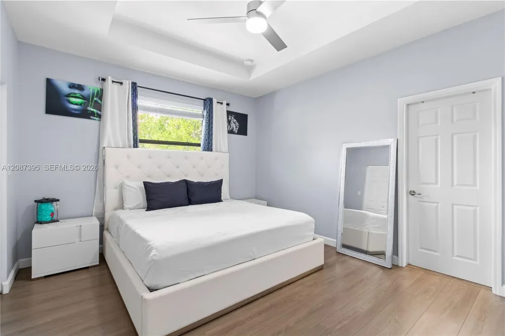 9358 W 33rd Way Hialeah, FL 33018