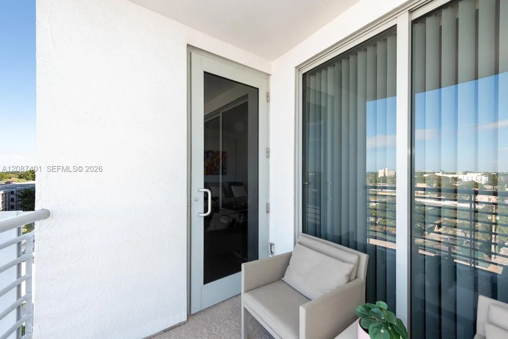 1830 Radius Dr #709 Hollywood, FL 33020