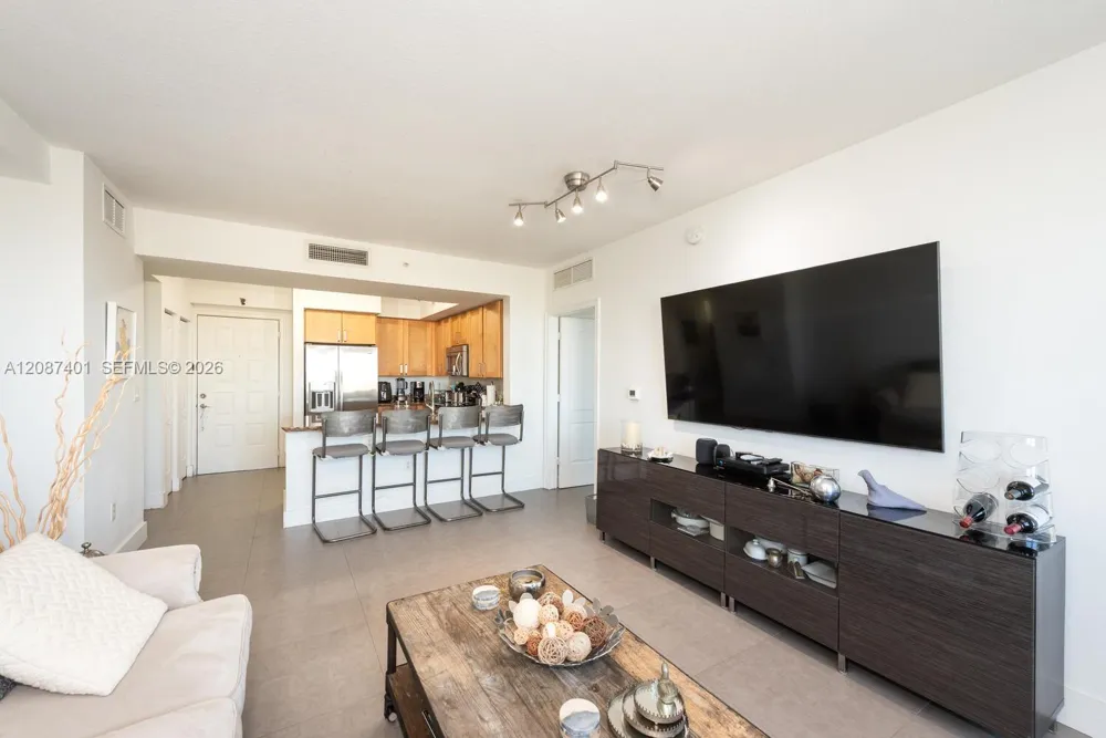 1830 Radius Dr #709 Hollywood, FL 33020
