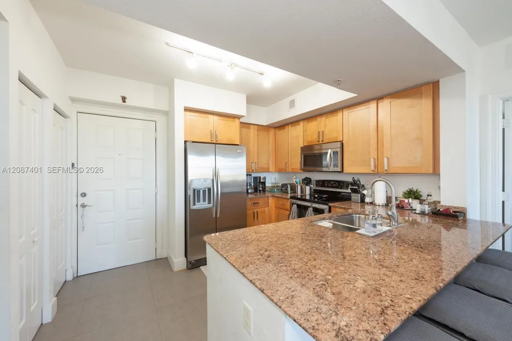 1830 Radius Dr #709 Hollywood, FL 33020