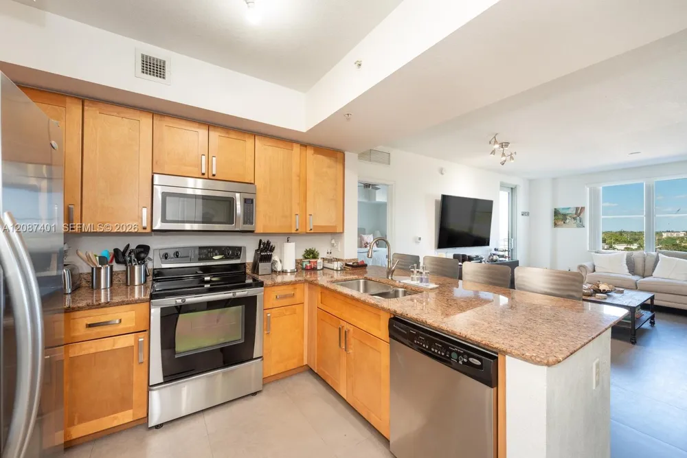 1830 Radius Dr #709 Hollywood, FL 33020