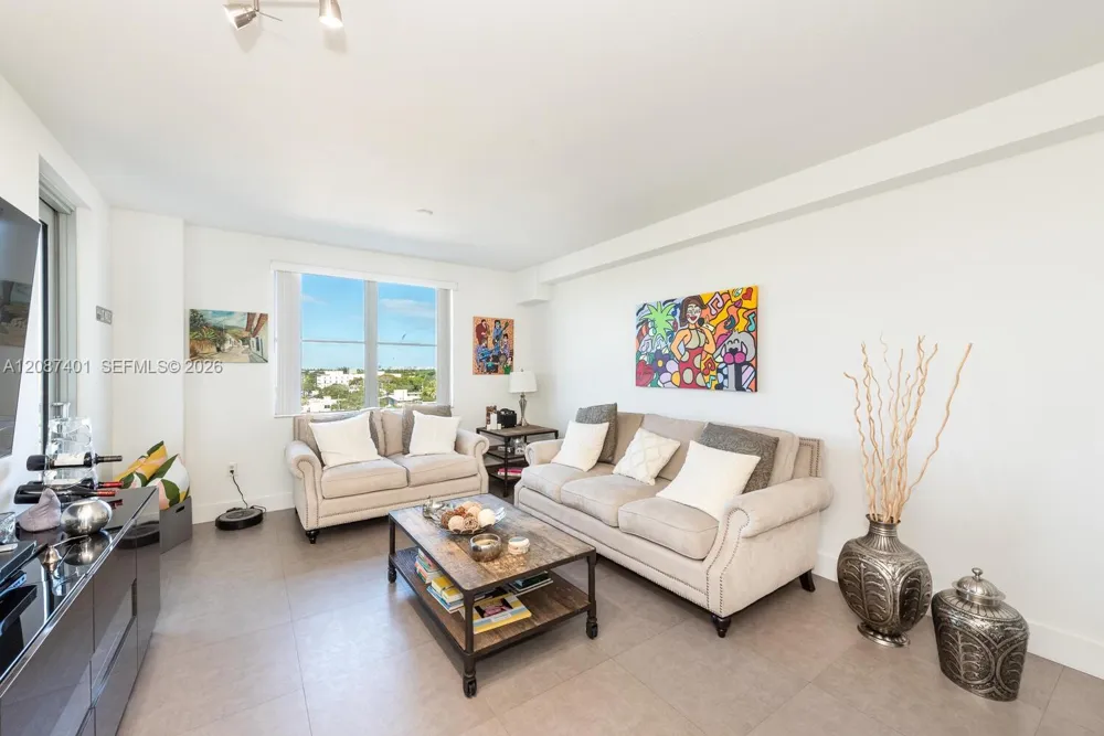 1830 Radius Dr #709 Hollywood, FL 33020