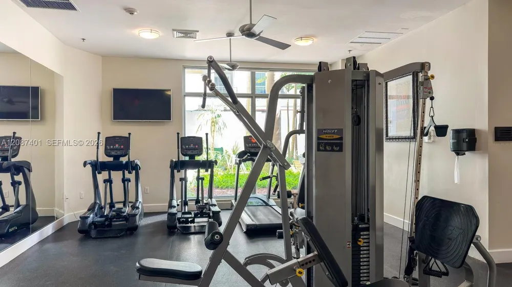 1830 Radius Dr #709 Hollywood, FL 33020