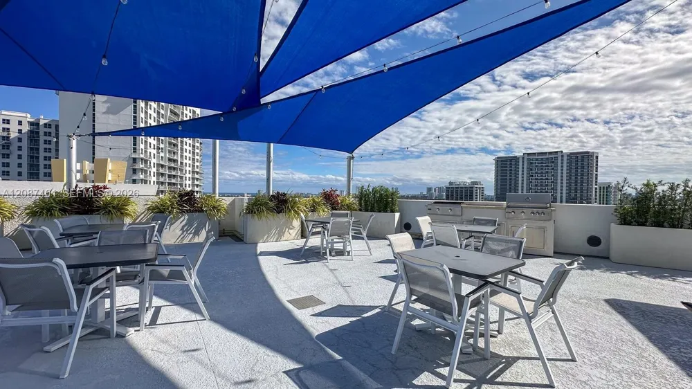 1830 Radius Dr #709 Hollywood, FL 33020