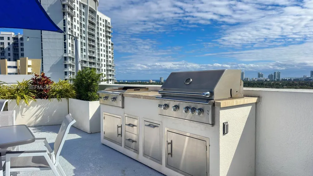 1830 Radius Dr #709 Hollywood, FL 33020