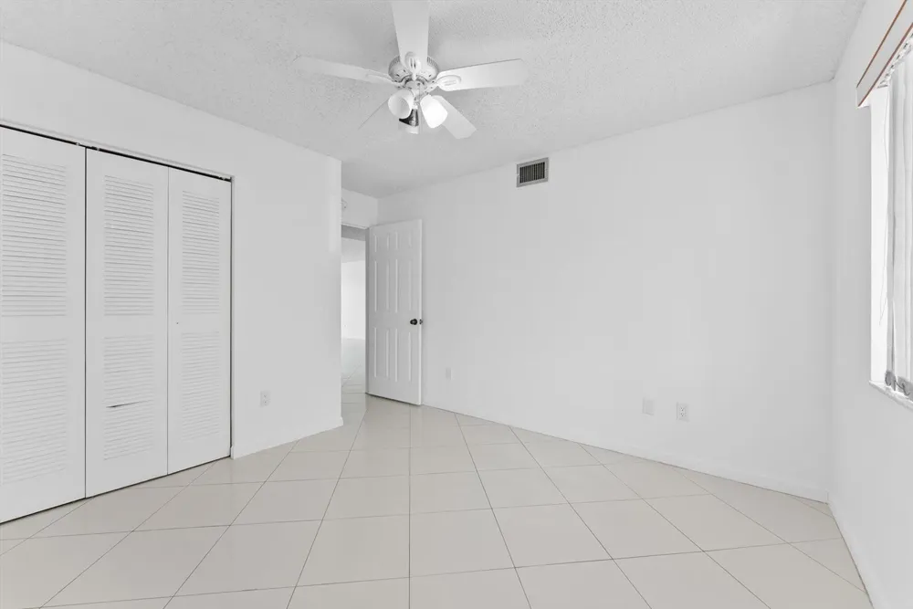 10634 W Clairmont Circle Tamarac, FL 33321