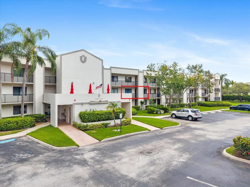 10634 W Clairmont Circle Tamarac, FL 33321
