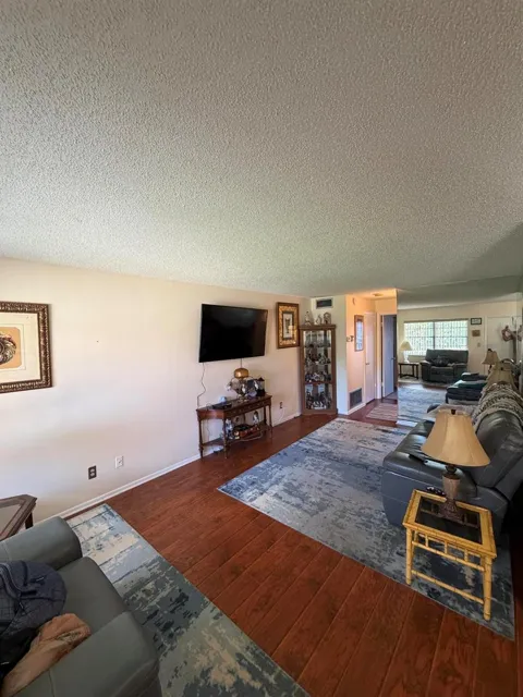 96 SPRING LAKE DRIVE #205