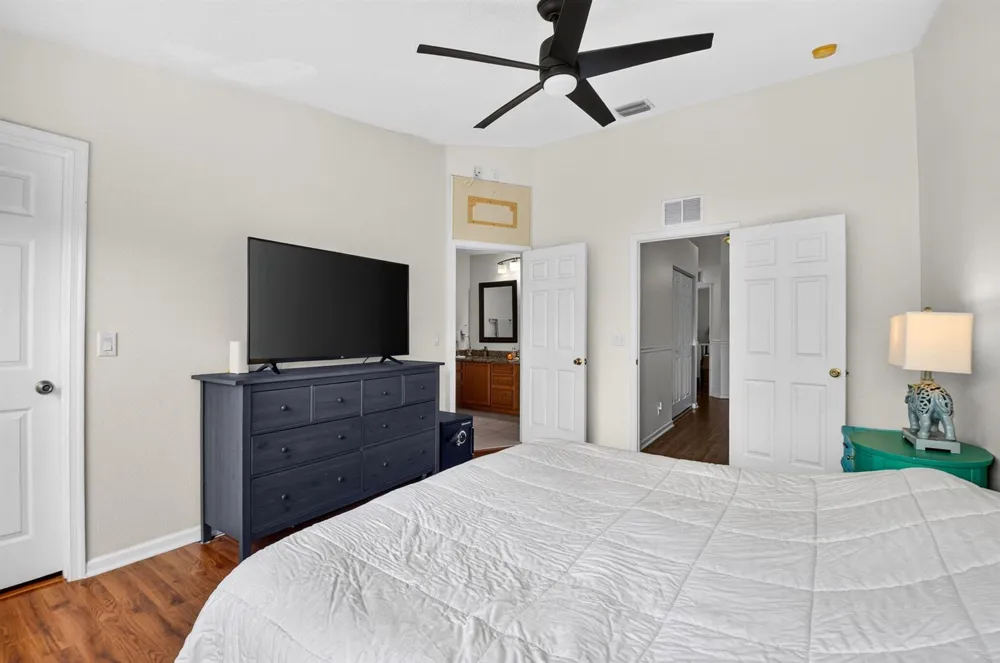 1074 Woodfield Road 