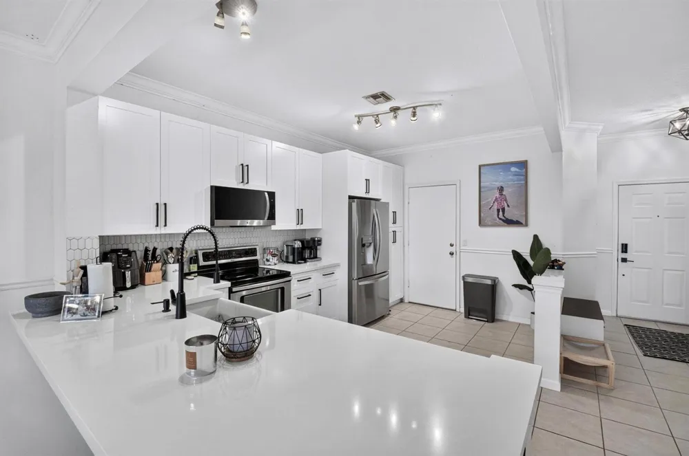1074 Woodfield Road 