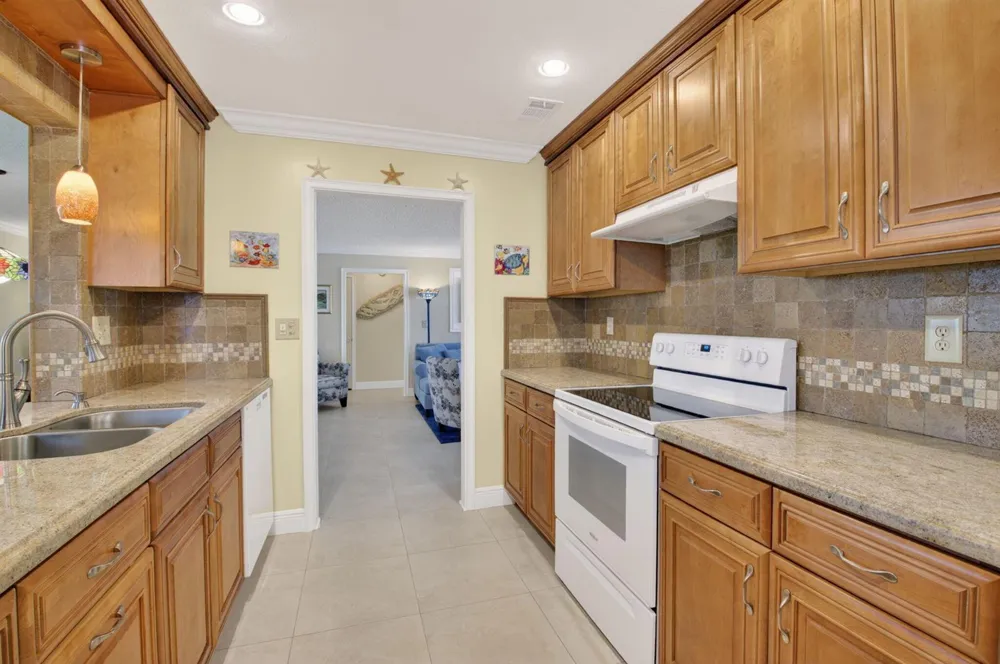 1709 SW 20TH STREET Boynton Beach, FL 33426