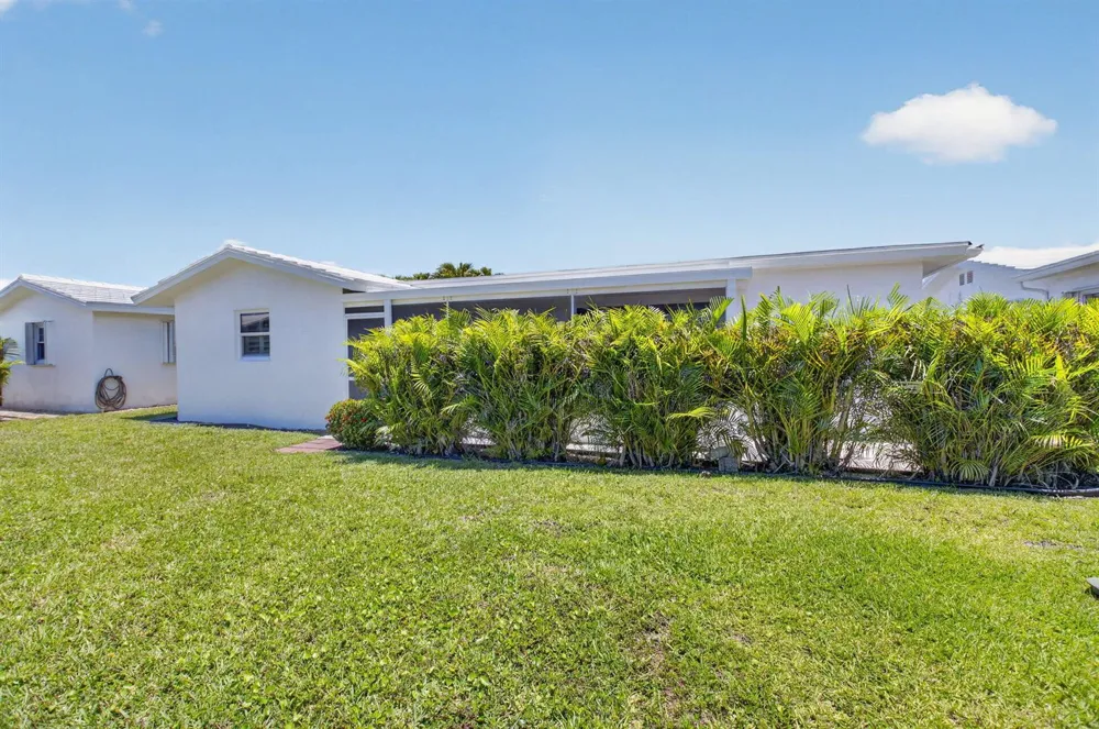 1709 SW 20TH STREET Boynton Beach, FL 33426