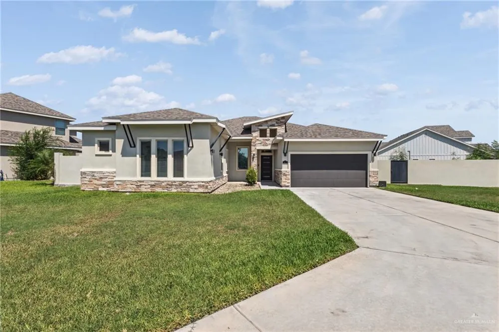 4812 Ensenada Avenue McAllen, TX 78504