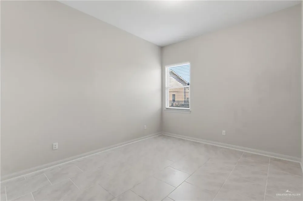 4812 Ensenada Avenue McAllen, TX 78504