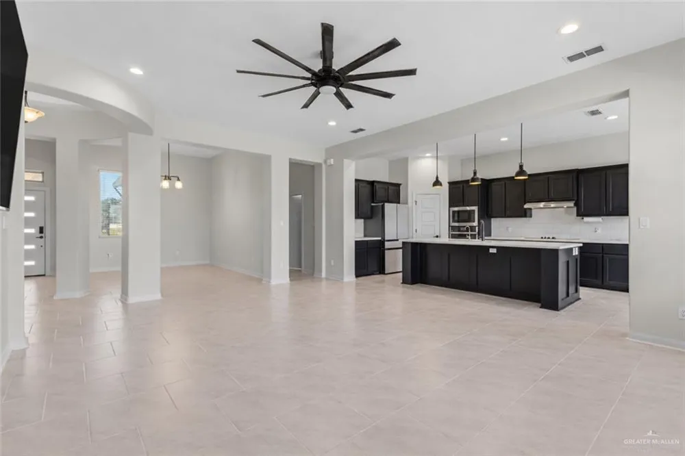 4812 Ensenada Avenue McAllen, TX 78504