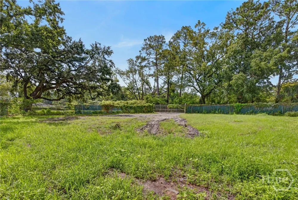 Waters Avenue Savannah, GA 31405