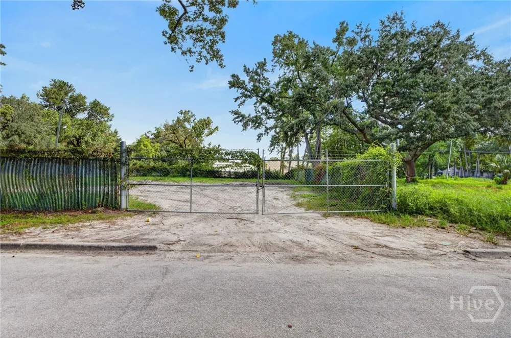 Waters Avenue Savannah, GA 31405