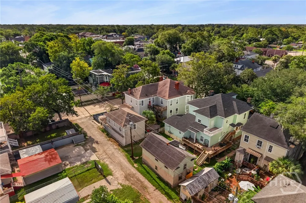 836 E Henry Street Savannah, GA 31401