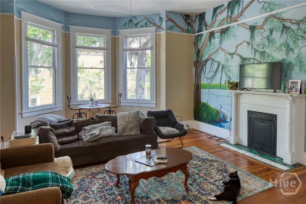 836 E Henry Street Savannah, GA 31401