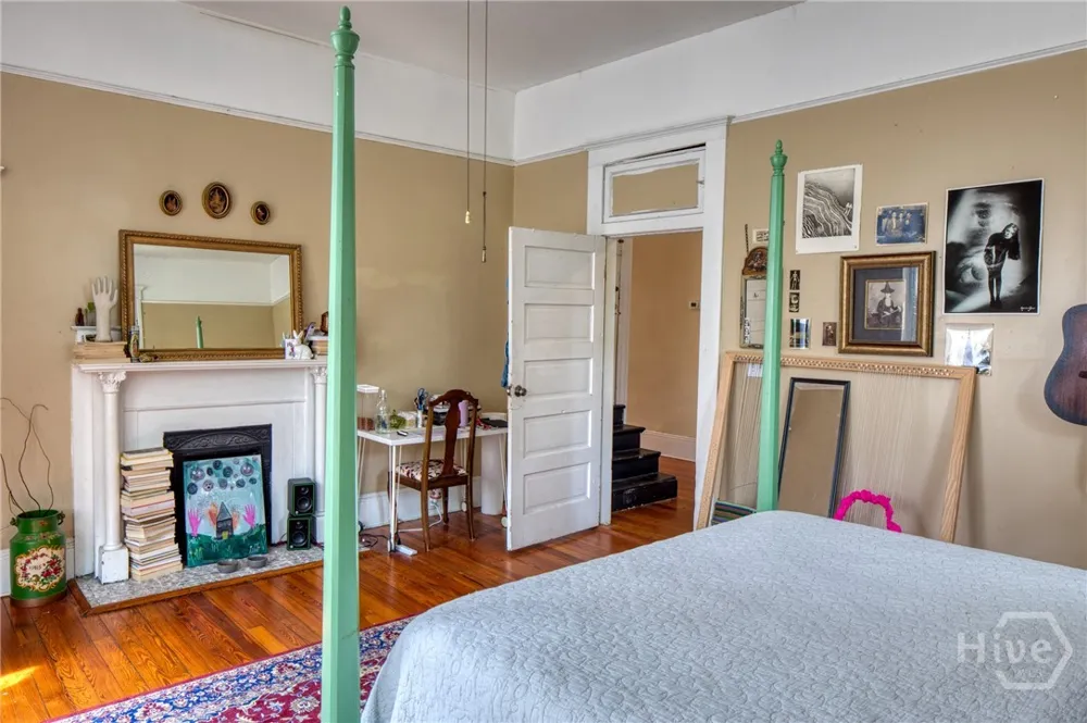 836 E Henry Street Savannah, GA 31401