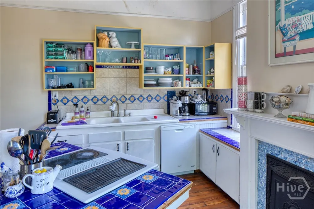 836 E Henry Street Savannah, GA 31401