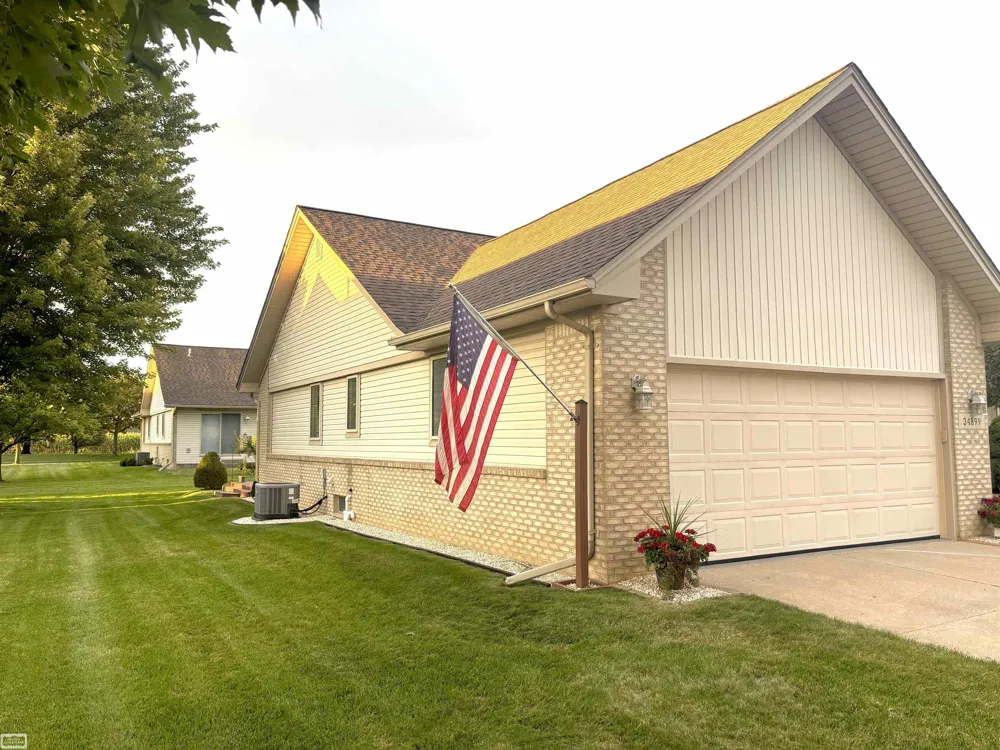 34899 Pheasant Rdg Ridge Richmond City, MI 48062