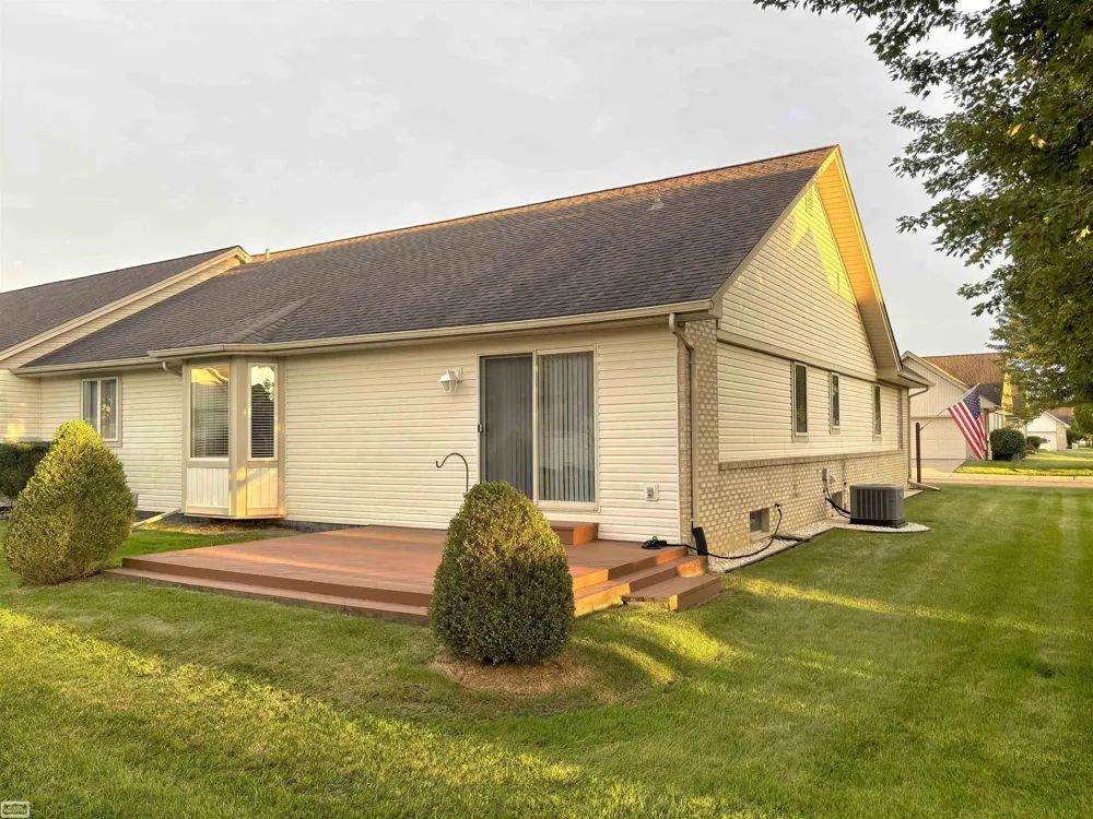34899 Pheasant Rdg Ridge Richmond City, MI 48062