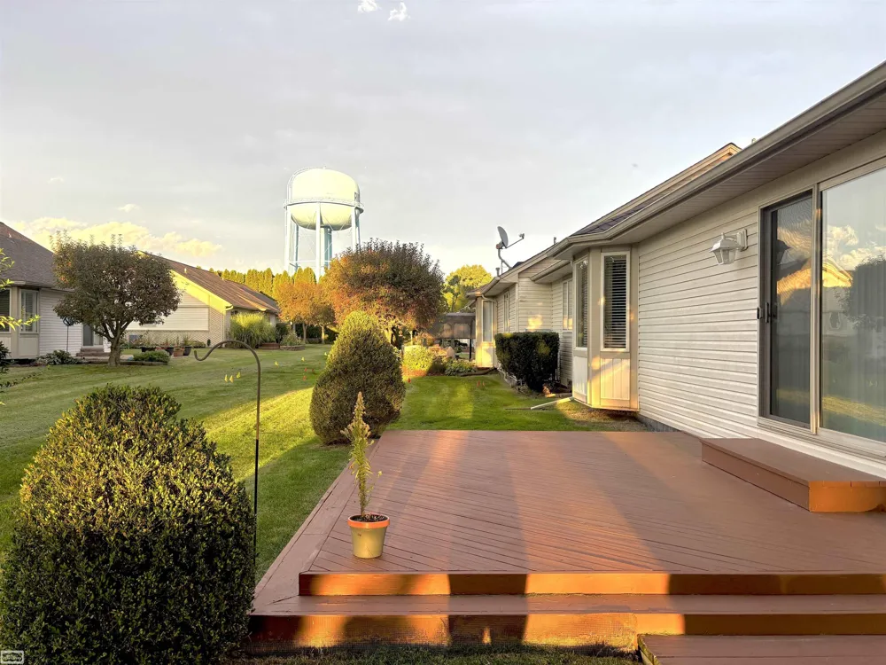 34899 Pheasant Rdg Ridge Richmond City, MI 48062