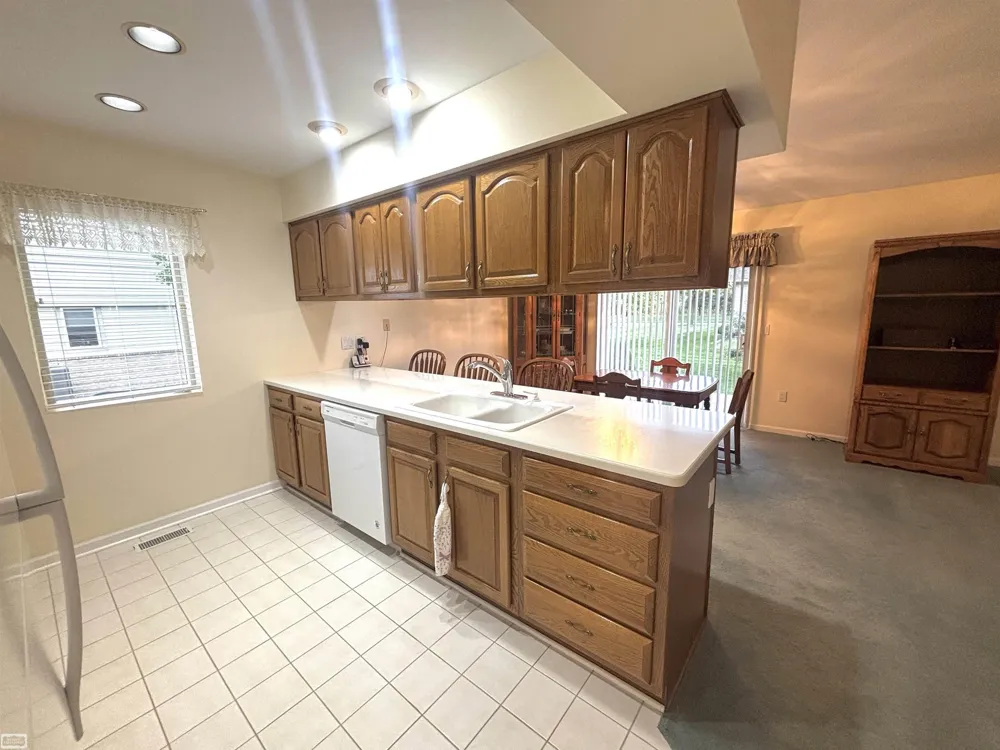 34899 Pheasant Rdg Ridge Richmond City, MI 48062