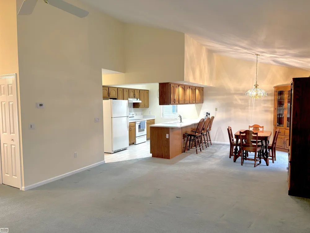 34899 Pheasant Rdg Ridge Richmond City, MI 48062