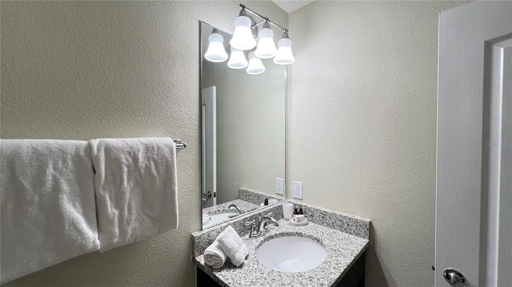 8859 GENEVE COURT Kissimmee, FL 34747