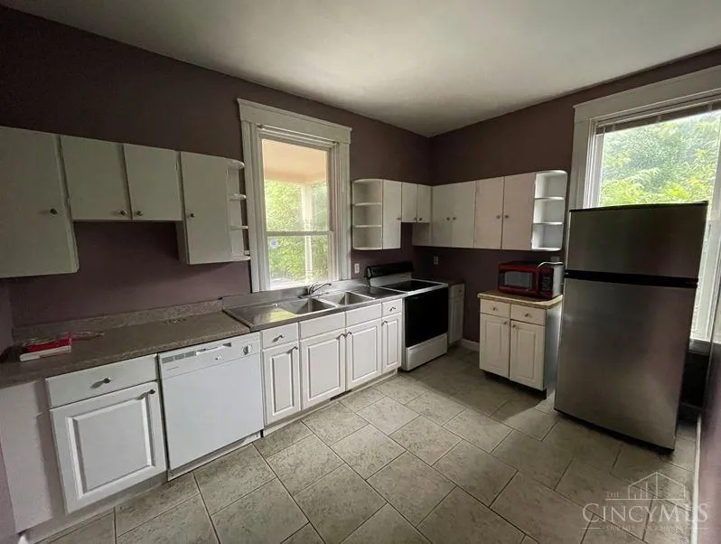 3011 Riddle View Lane Cincinnati, OH 45220