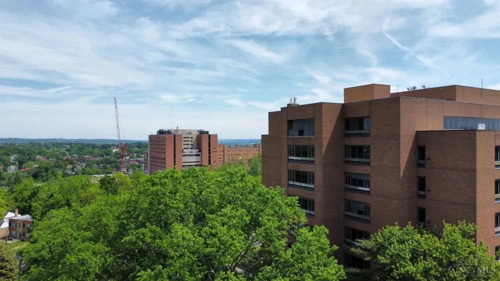 3011 Riddle View Lane Cincinnati, OH 45220