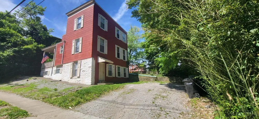 3011 Riddle View Lane Cincinnati, OH 45220